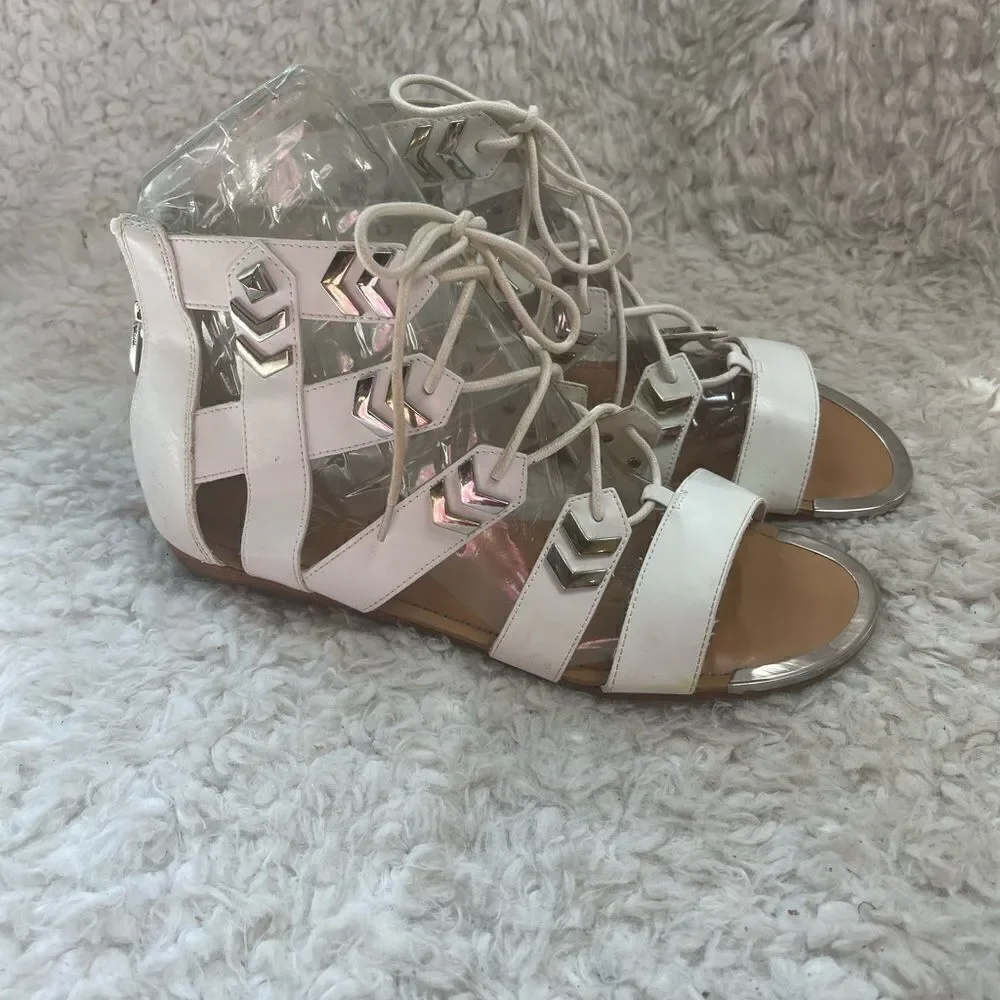Fergie gladiator synthetic white lace up sandals with silver tone accents SZ 10